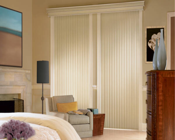 Жалюзи в спальню (75 фото): выбираем на пластиковые окна вертикальные и горизонтальные жалюзи