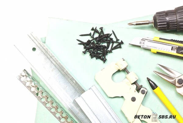 Ниша из гипсокартона для штор &mdash; индивидуальности и достоинства в фото