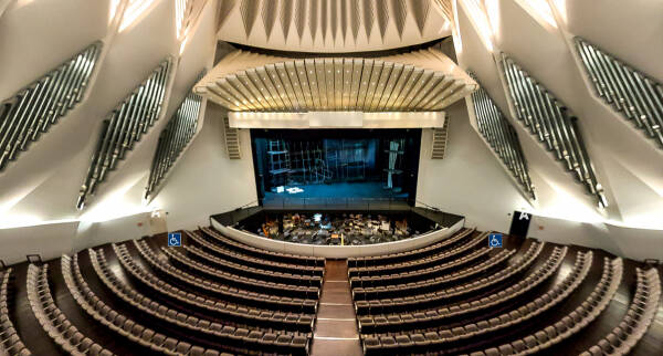 Фантастические здания и где они &laquo;обитают&raquo;: 12 необычных строений мира