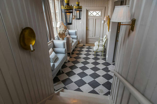 Английское влияние в дизайне коттеджа у озера в Швеции