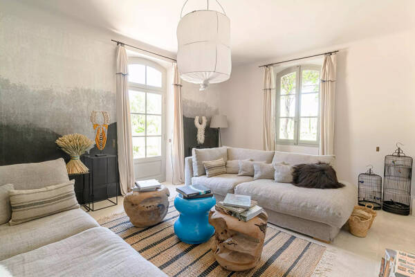 Красота Прованса: старинное поместье с оливковой рощей во Франции