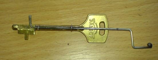 Руководство, как можно открыть дверь без ключа