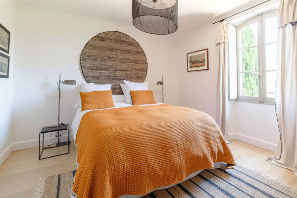 Красота Прованса: старинное поместье с оливковой рощей во Франции