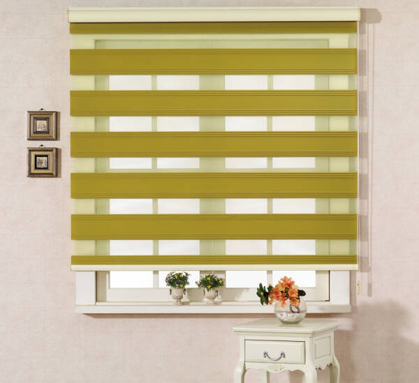 Рулонные шторы &laquo;день-ночь&raquo; на пластиковые окна: в интерьере, выбор конструкции, монтаж