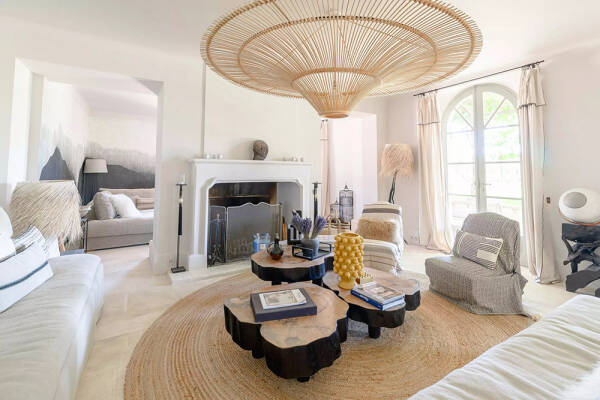 Красота Прованса: старинное поместье с оливковой рощей во Франции