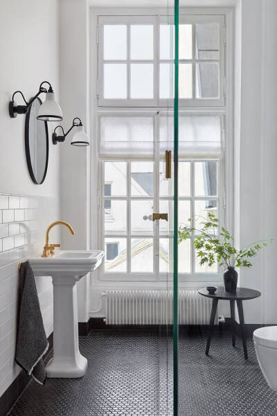 Светлая и элегантная квартира канадской семьи в Париже