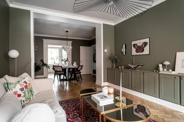 Стильные оттенки зелёного и серого в интерьерах шведской квартиры (88 кв. м)
