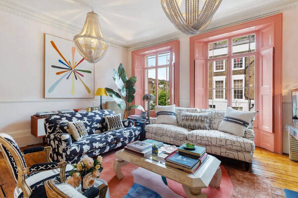 Принты, краски и искусство: эклектичный таунхаус в Лондоне