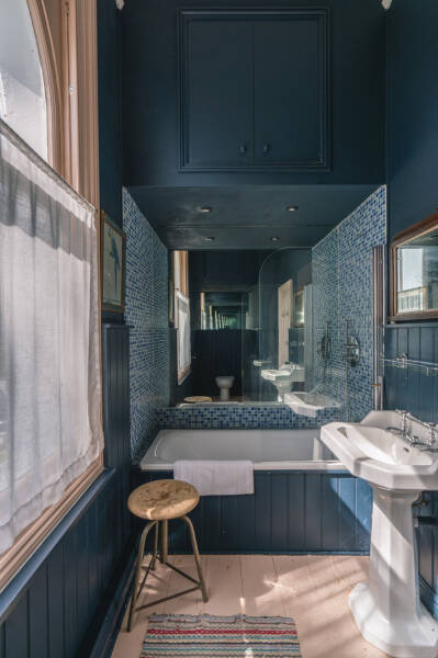 Великолепная архитектура с яркими современными штрихами: дом в Англии