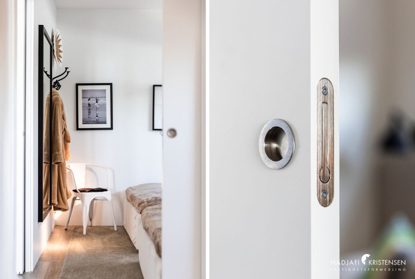 Современный скандинавский дом на берегу моря