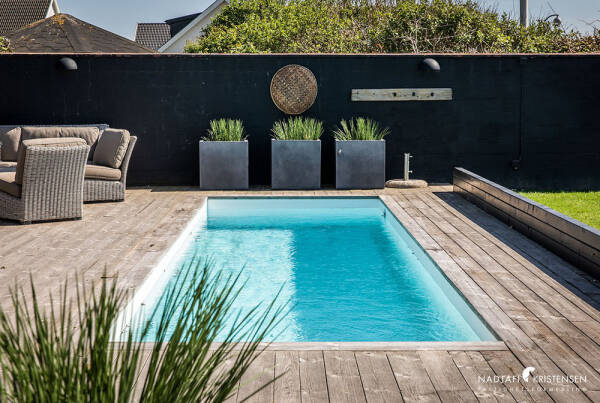 Современный скандинавский дом на берегу моря