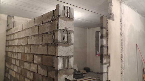 Какие блоки выбрать для межкомнатных перегородок: руководство для самостоятельного создания внутренних стен