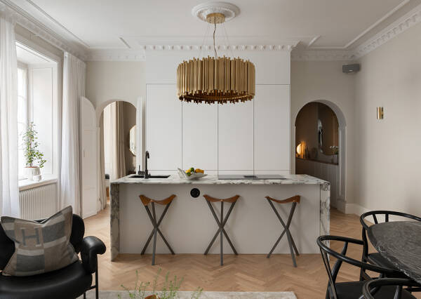 Арки и модный дизайн: элегантная квартира в Стокгольме (71 кв. м)