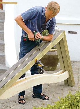 Как сделать козырек над крыльцом