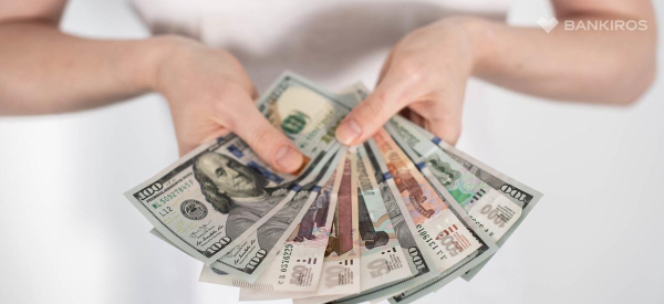 Назван предел падения курса доллара: какую отметку преодолеет валюта?