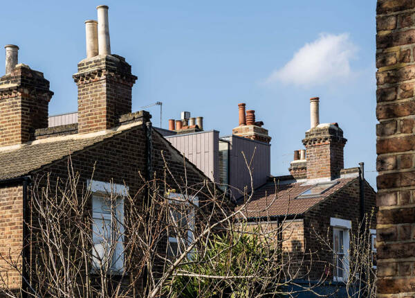 Смелые краски в интерьерах обновлённого викторианского дома в Лондоне