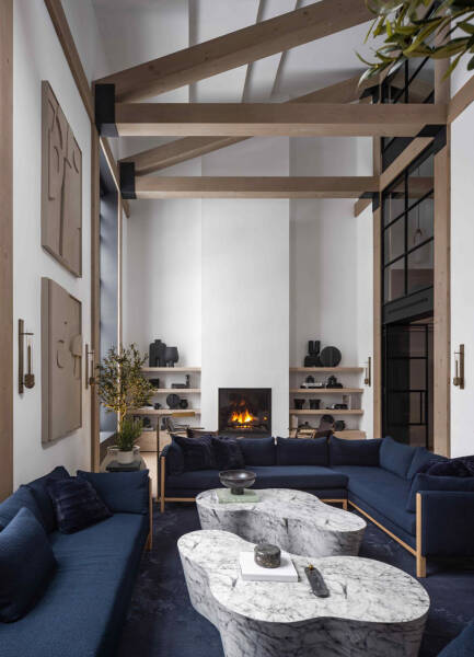 Впечатляющий лофт в бывшем здании церкви в Торонто