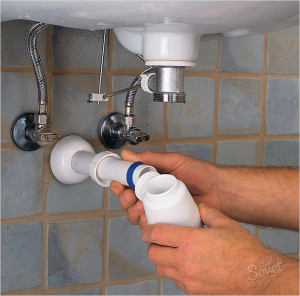 Что делать, если появился неприятный запах из труб(канализации) в ванной?