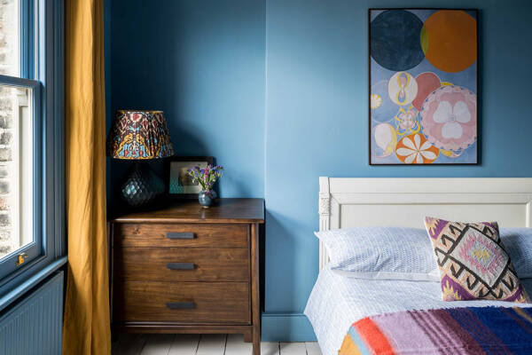 Цветные комнаты и старинные детали: смелый дизайн викторианского дома в Лондоне