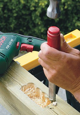 Как сделать козырек над крыльцом