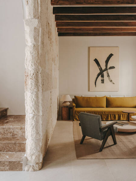 Таунхаус на Майорке с историей и стильный дизайном