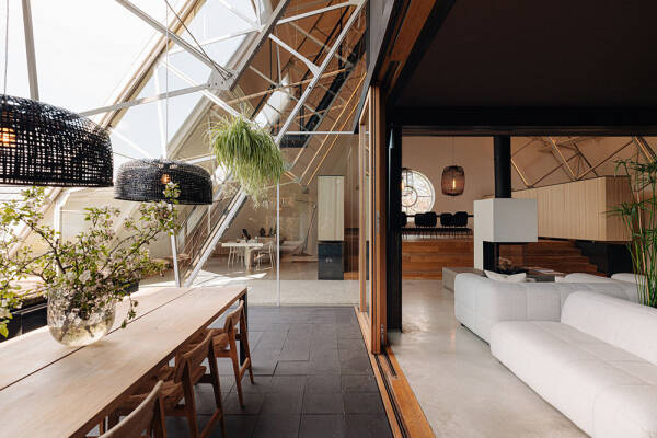 Невероятный лофт в здании бывшей церкви в Амстердаме