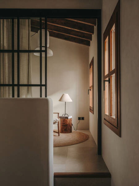 Таунхаус на Майорке с историей и стильный дизайном