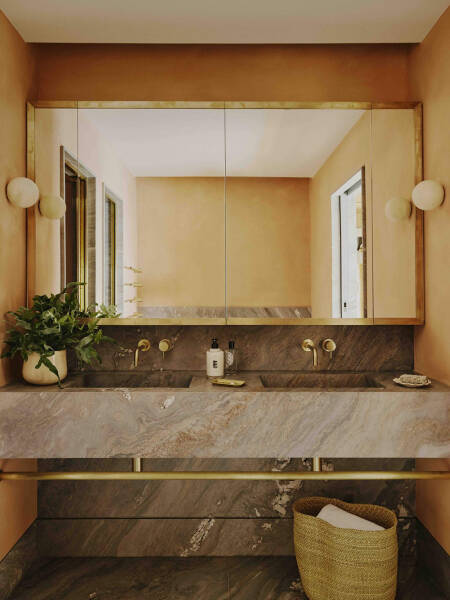 Тёплый и вдохновляющий интерьер семейного дома в Лондоне