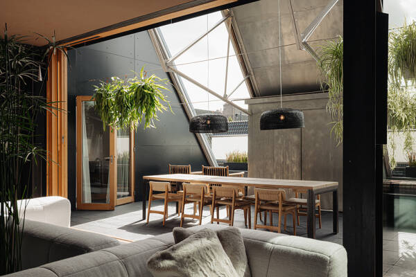 Невероятный лофт в здании бывшей церкви в Амстердаме