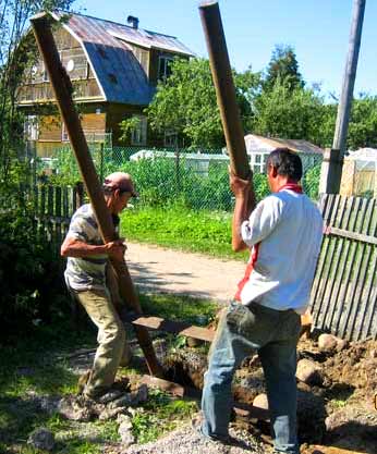 Как сделать калитку и ворота из металлического штакетника