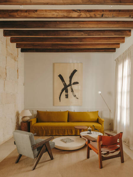 Таунхаус на Майорке с историей и стильный дизайном