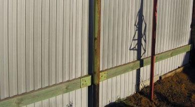Дешевые заборы из шифера