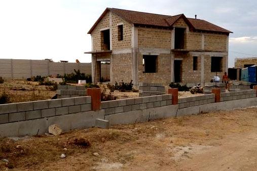 Заборы из французского камня