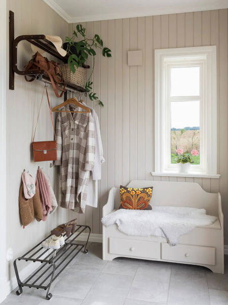 Будто стоит здесь с прошлого века: новый дачный домик в традиционном стиле