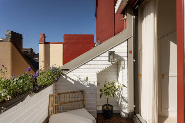 Элегантный современный интерьер лофта в Стокгольме