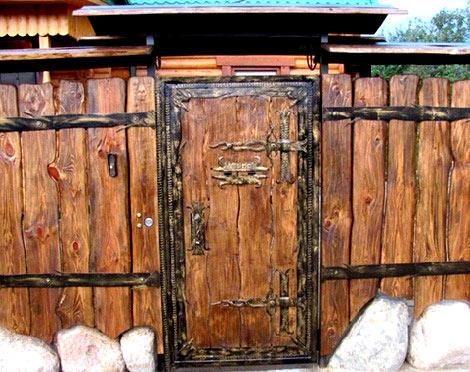 Чем обработать деревянный забор