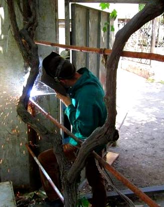 Сварка металлических заборов