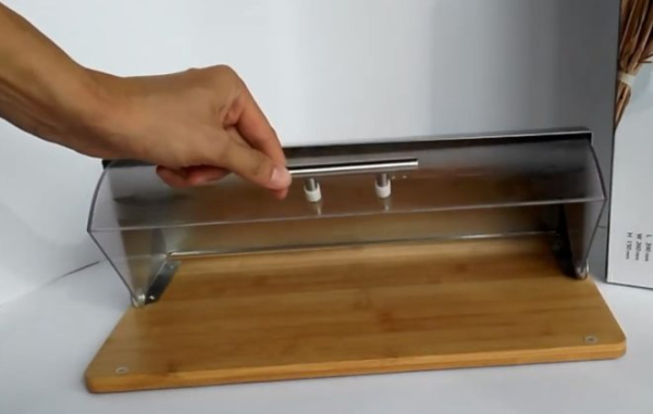 Какую хлебницу выбрать для хранения хлеба &ndash; обзор и сравнение видов