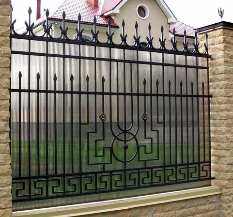 Кованые заборы и ворота