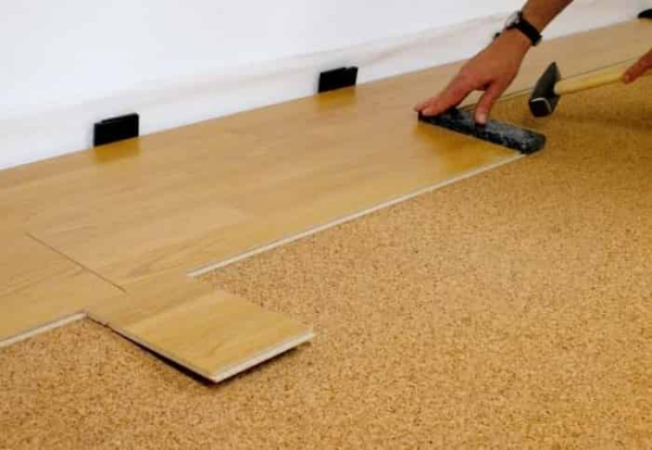 Укладка ламината