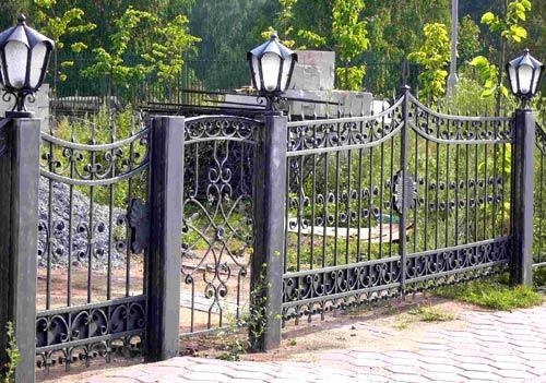 Кованые заборы и ворота