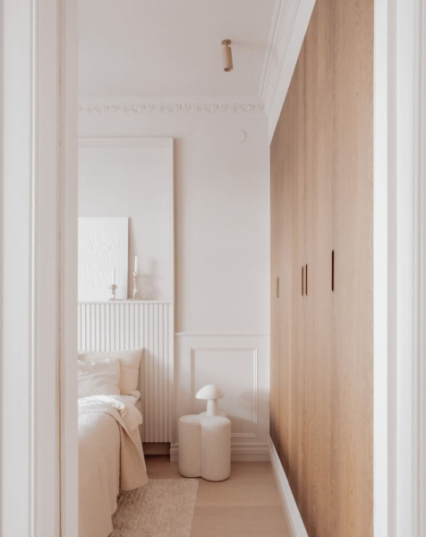 Небольшая, но стильная и роскошная квартира в молочных тонах в Стокгольме (47 кв. м)